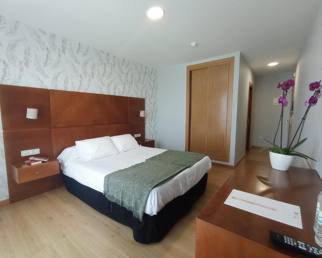 Hotel A Raina Ойя Экстерьер фото